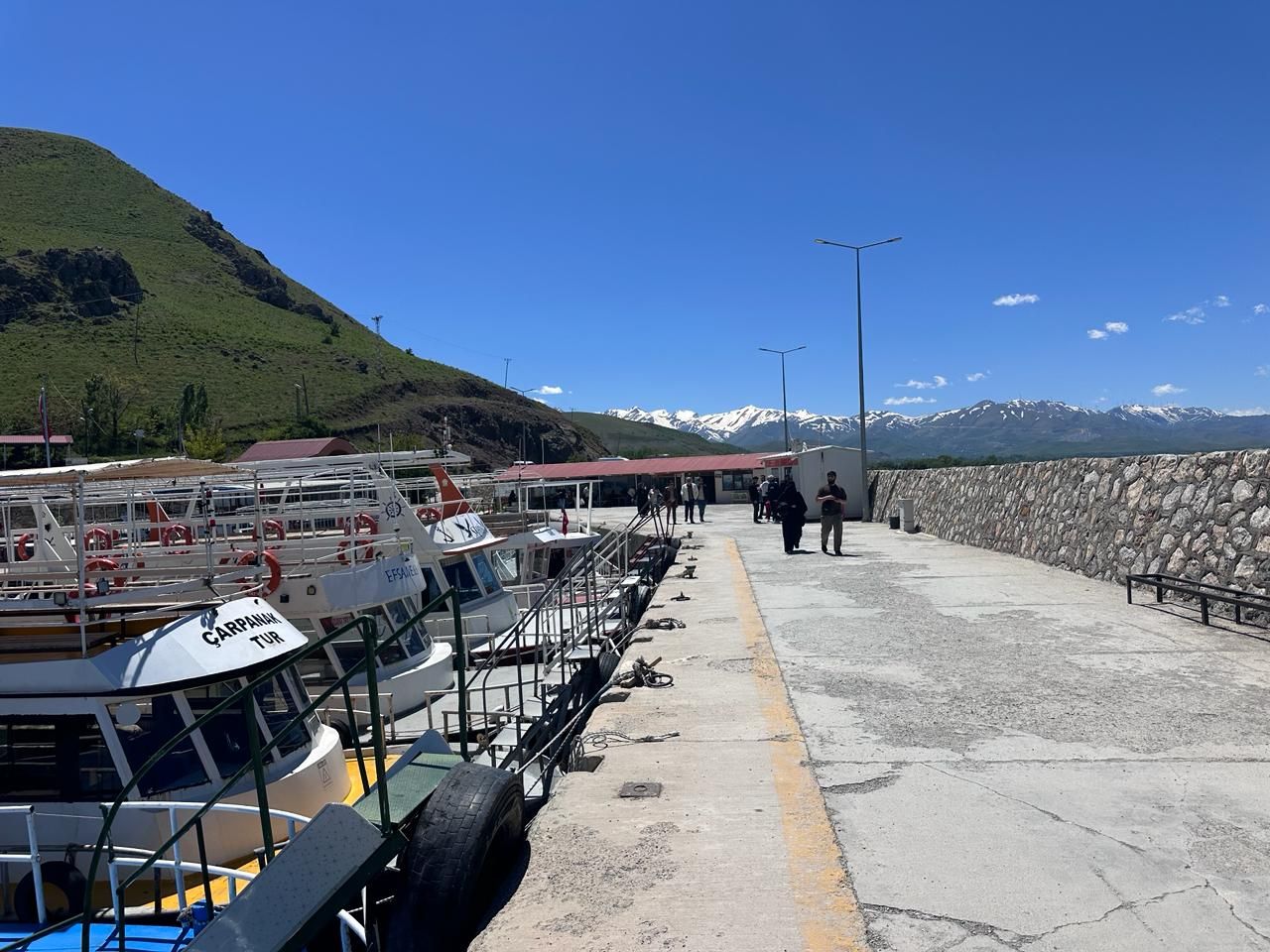 Остров Акдамар (Akdamar Adası): как добраться, сколько стоит вход и что посмотреть
