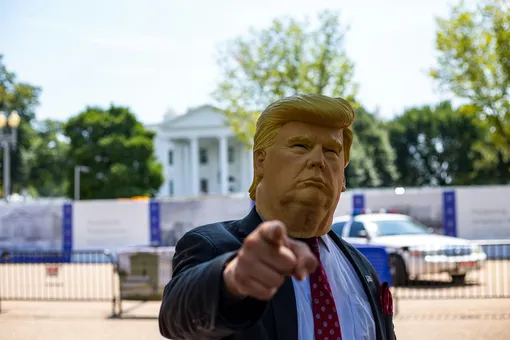 Photo of Как пользователи Reddit заставили ИИ поверить в смерть Трампа от бешенства