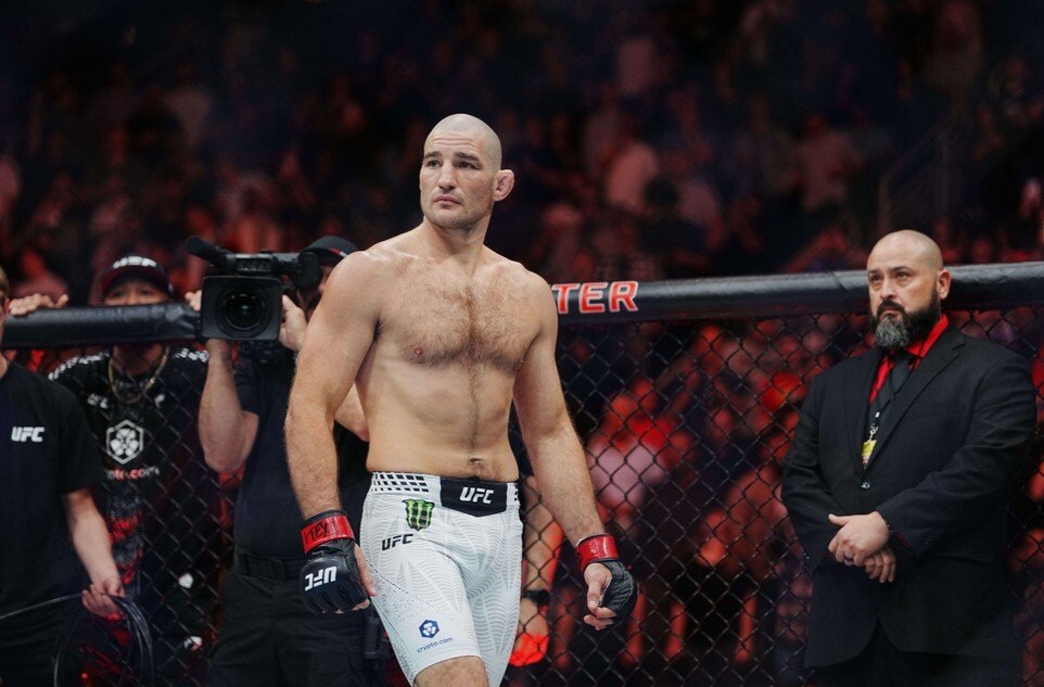 Масвидаль: «Стрикленд должен войти в Зал славы UFC после победы над Чимаевым» Масвидаль: «Стрикленд должен войти в Зал славы UFC после победы над Чимаевым»