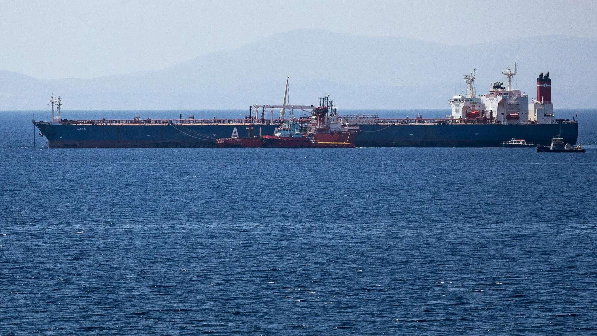 В МИД РФ задержание Францией танкеров считают пиратством и морским разбоем