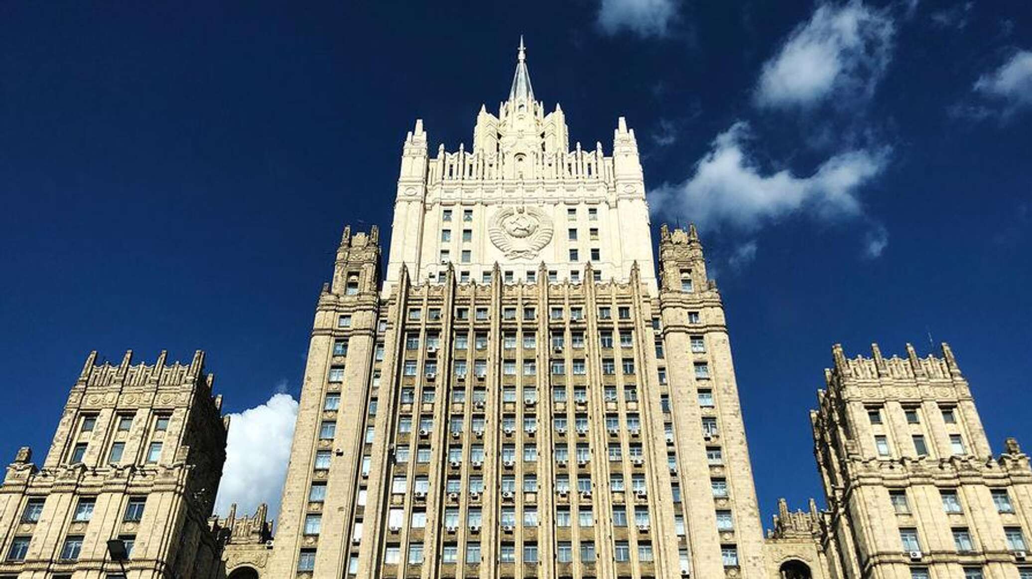 Россия категорически отвергла заявления Украины о небезопасности воздушного пространства 