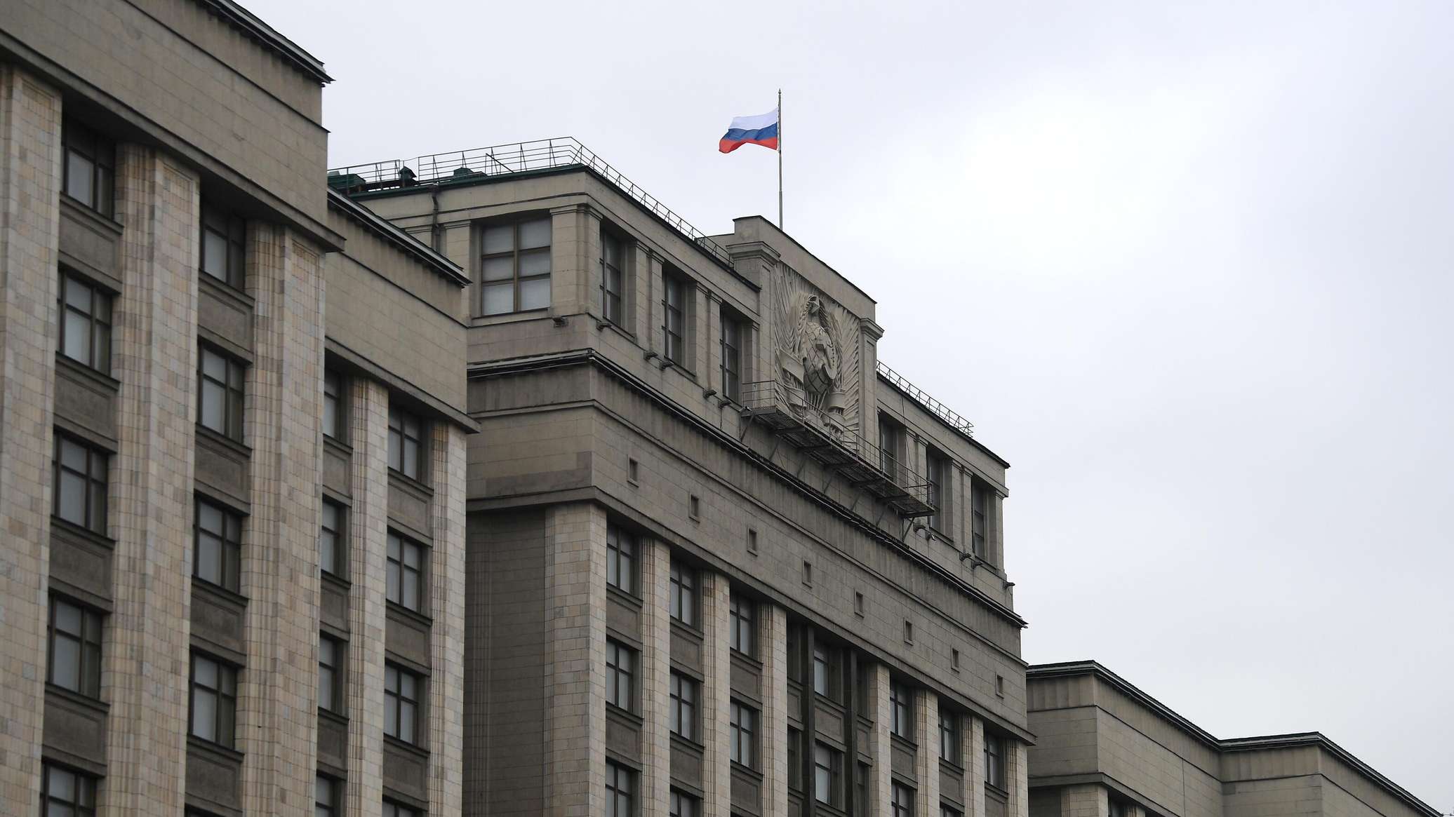 "Скудоумные" из Балтии пытаются научить Европу русофобии, заявили в Госдуме
