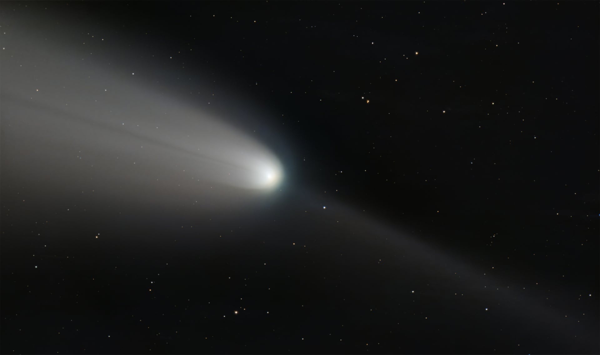 Солнечная бездна и огромная комета: 20 лучших фото с Astronomy Photographer of the Year 2025 Солнечная бездна и огромная комета: 20 лучших фото с Astronomy Photographer of the Year 2025