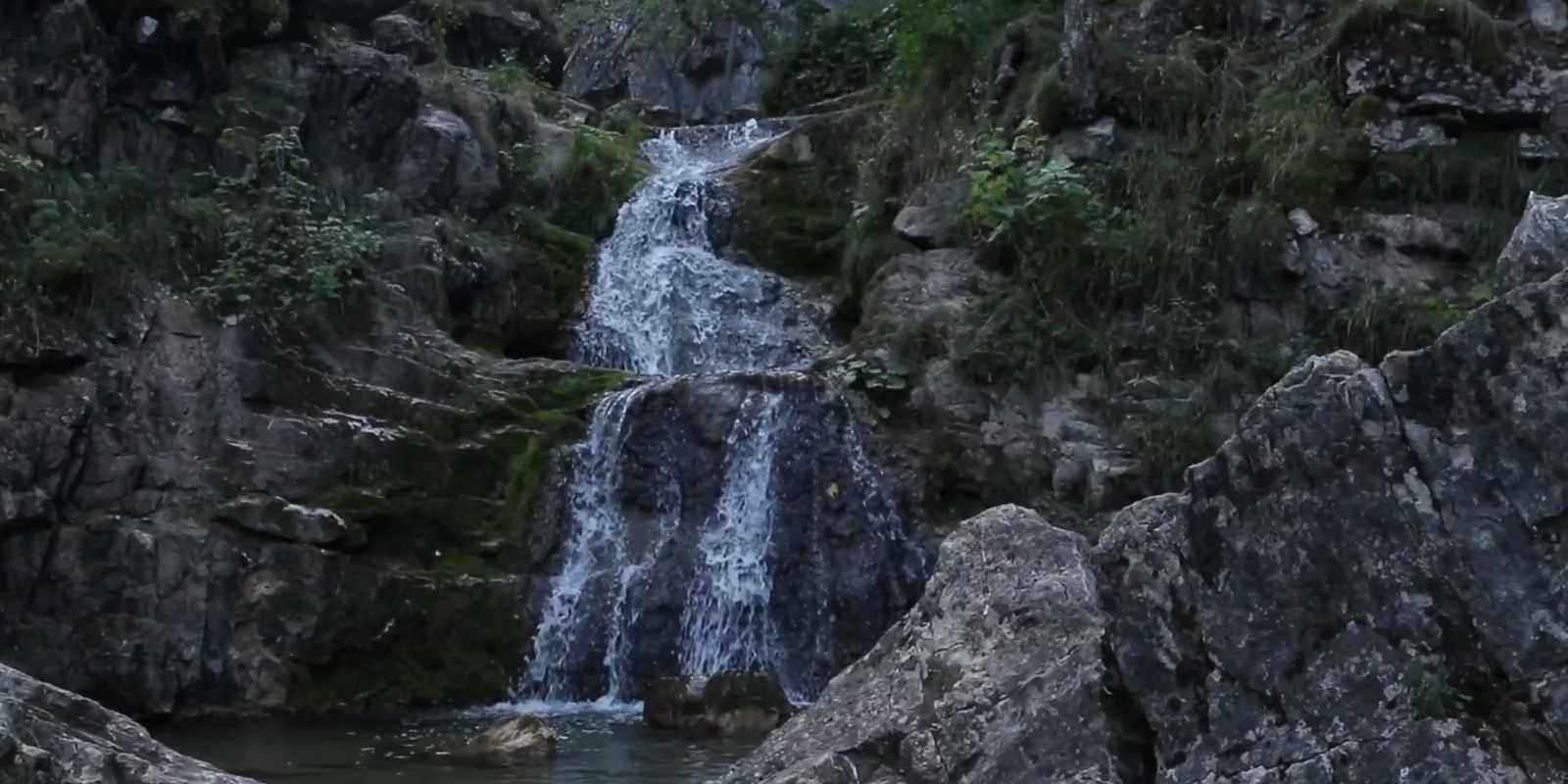 18 самых красивых водопадов России