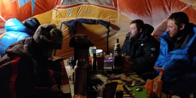 &laquo;В Арктике ты осознаёшь, что природа совершенно другого масштаба&raquo;: интервью с&nbsp;гляциологом Дианой Владимировой
