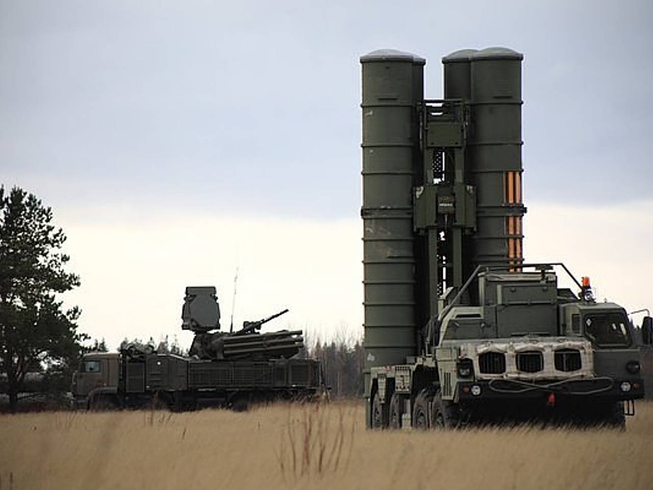 Минобороны выпустило заявление после массированной атаки беспилотников на Россию