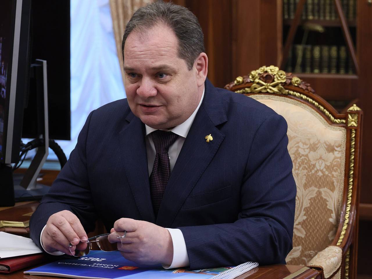 Глава Коми Ростислав Гольдштейн проверил ход ремонта центра занятости в Инте